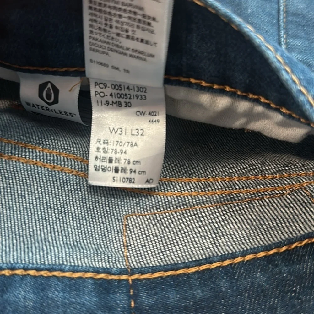 514™ STRAIGHT FIT MEN'S JEANS size 31x32